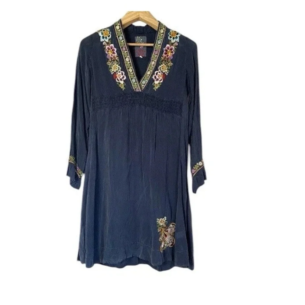 Johnny Was Navy Embroidered Dress Long Sleeve V‎ Neck Women's Size XS